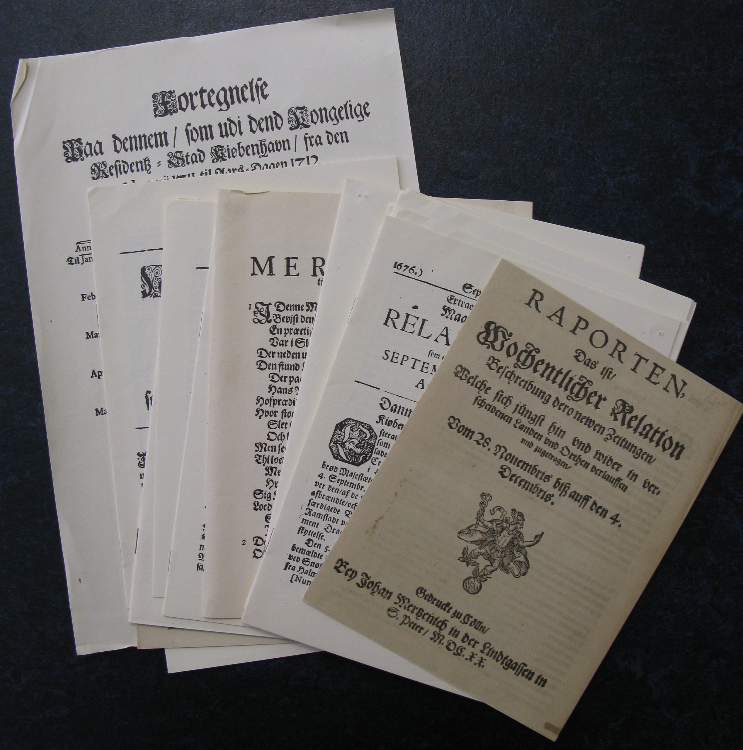 Selection of Scandinavian newspaper fascimiles from Historien i avisen, 1657-1728